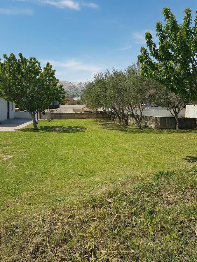 באסקה Apartments Andrea II מראה חיצוני תמונה