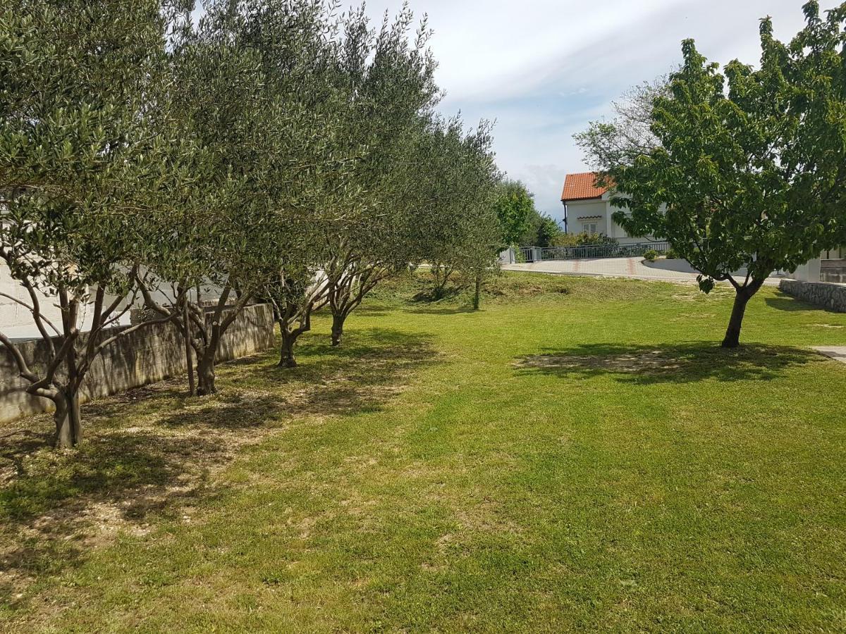 באסקה Apartments Andrea II מראה חיצוני תמונה