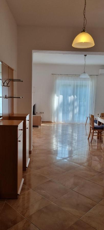 באסקה Apartments Andrea II מראה חיצוני תמונה